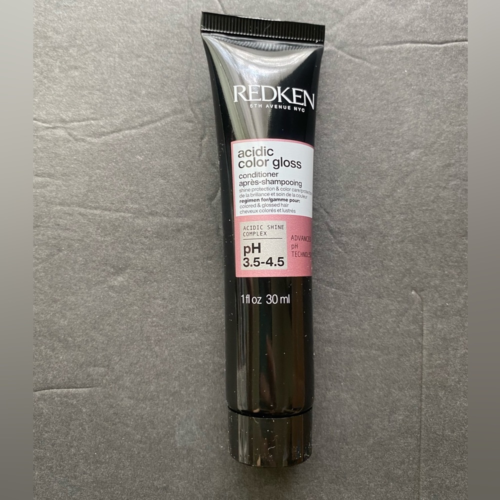 Redken acidic color gloss conditioner SAMPLE